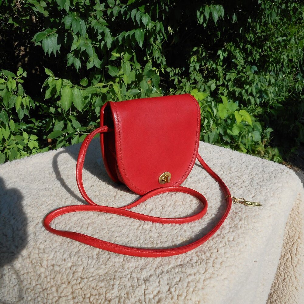 Sold** Vintage Coach NYC Mini Bag EUC Pre 1994, 9825 in Red